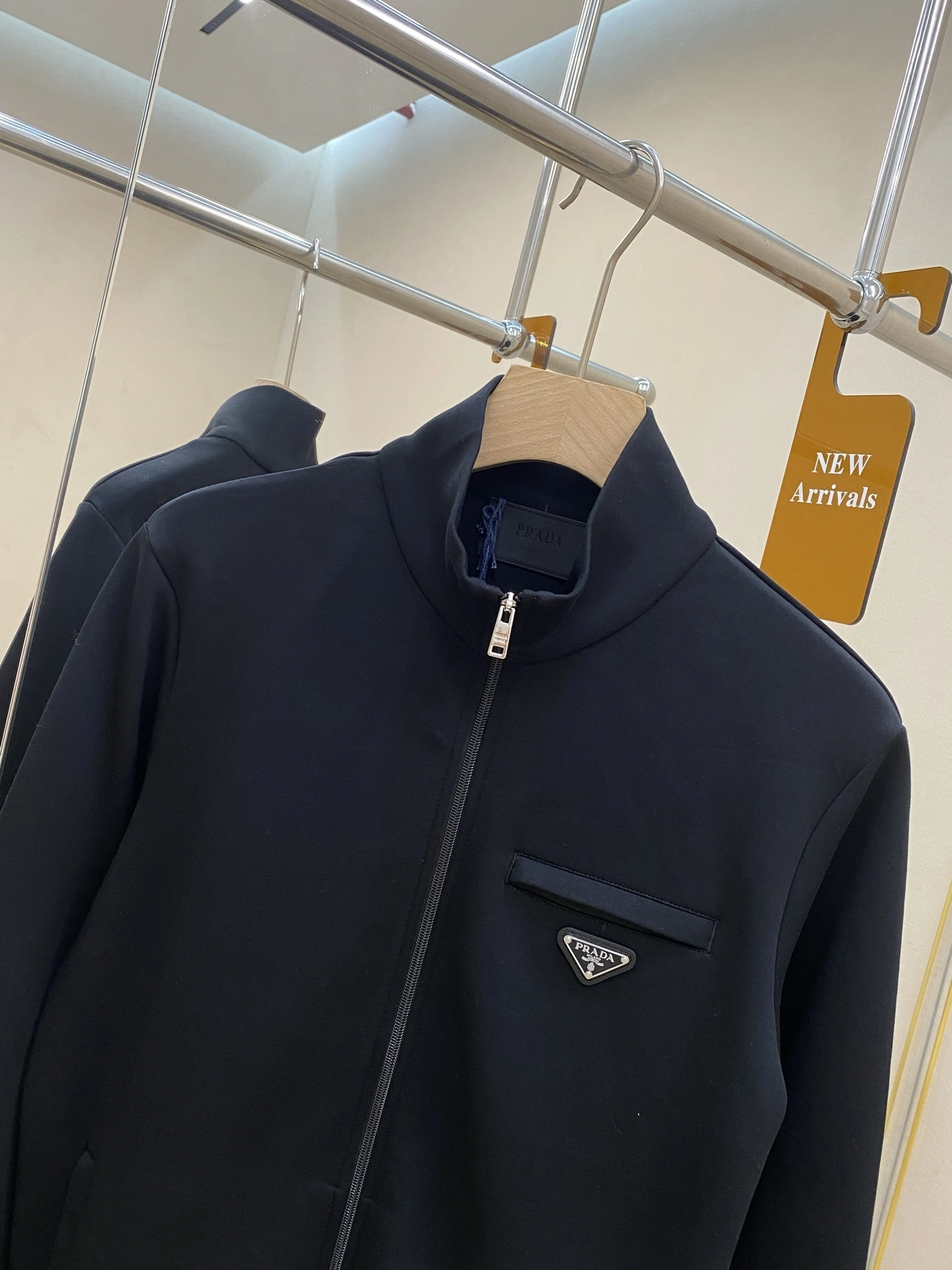 wg.luxury -- Pr141 item: E-F443J1244H